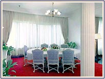 Le Meridien, Delhi Five Star Deluxe Hotels