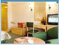 Hotel Ramada Plaza Palm Grove, Mumbai